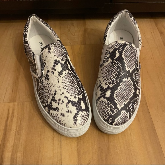 Platform snakeskin sneakers Size 11 JustFab Slip on Eloise - Picture 6 of 12